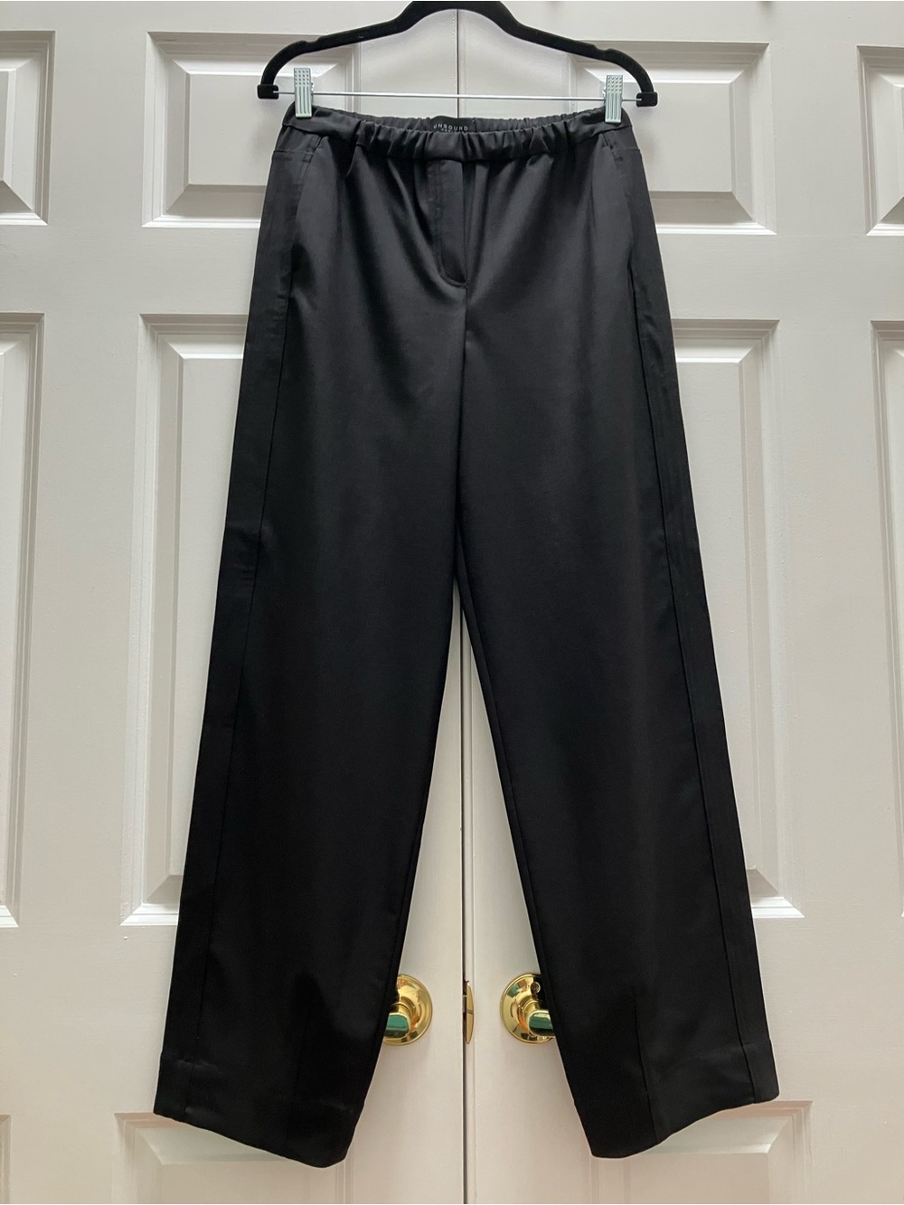 Unbound Merino Women's Merino Travel Pants Barrel Italian Wool Black size Small - Picture 4 of 13